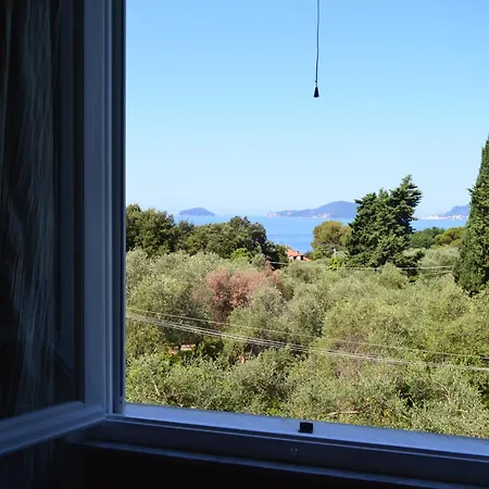 In Διαμέρισμα Tellaro